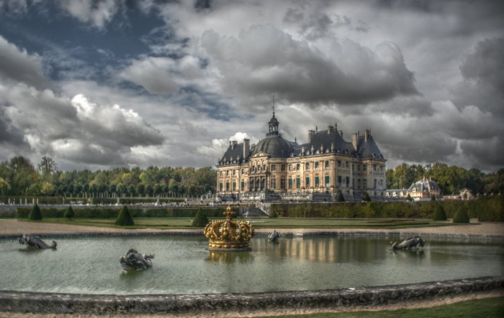 Schloß und Garten Vaux-le-Vicomte im Herbst