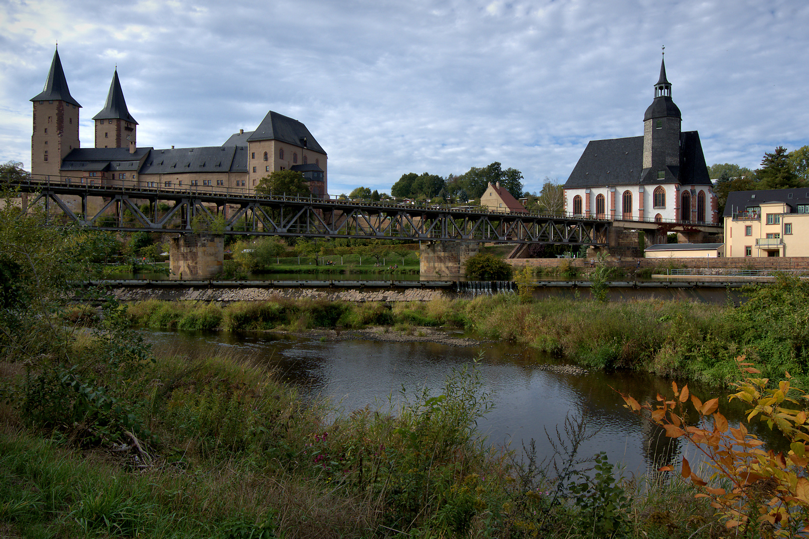 Schloss und Kirche