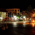 Schloss- und Marktplatz, Stadthalle Nacht