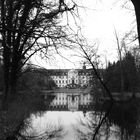 Schloß und See