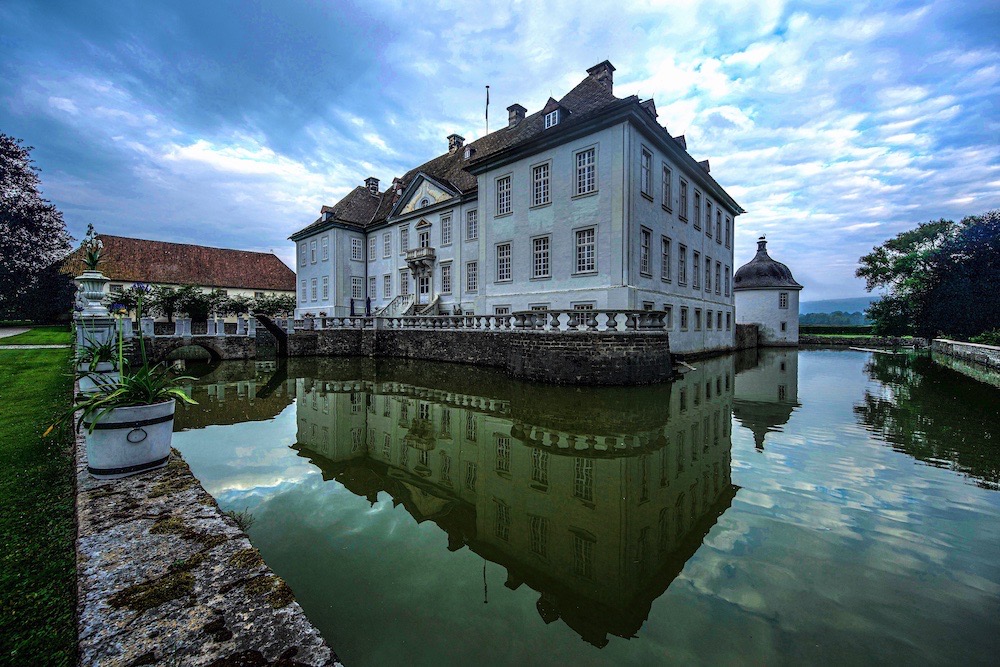 Schloss Vinsebeck am Morgen, 2 