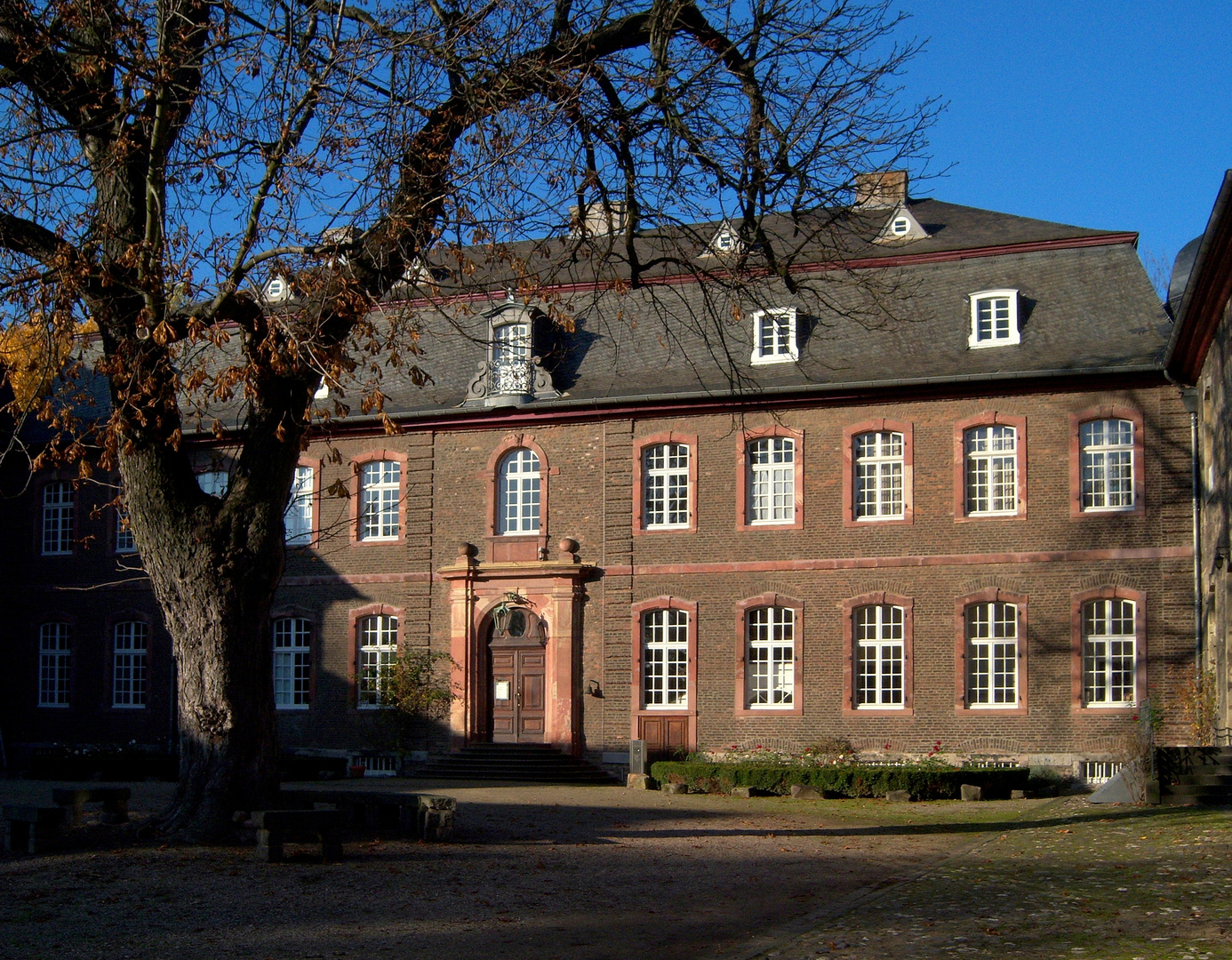 Schloss Wahn -2-