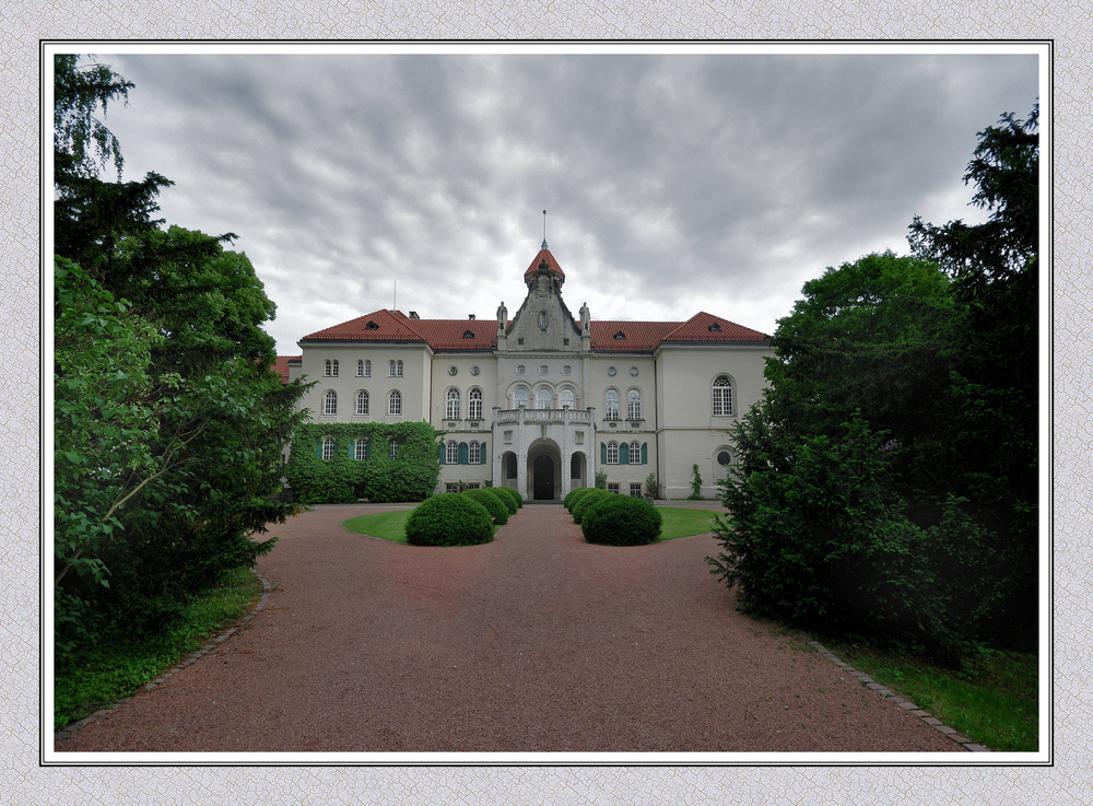 Schloss Waldenburg..................