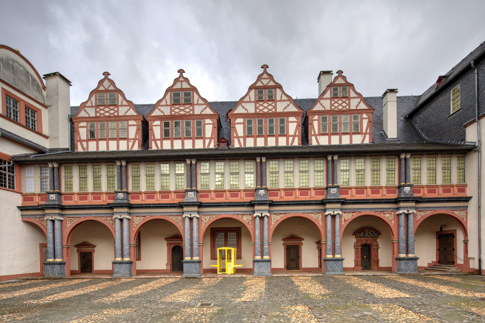 Schloss Weilburg Innenhof 2