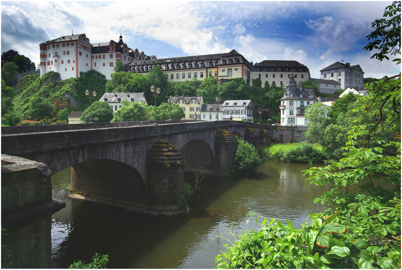 Schloss Weilburg über der Lahn