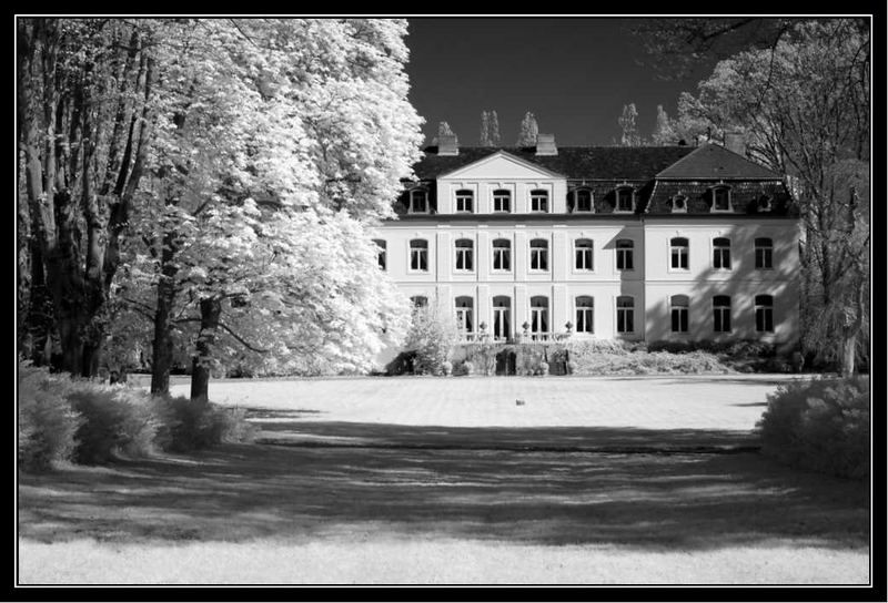 Schloss Weissenhaus