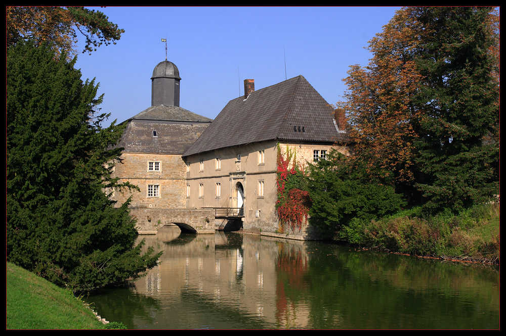 Schloss Westerwinkel im Herbst