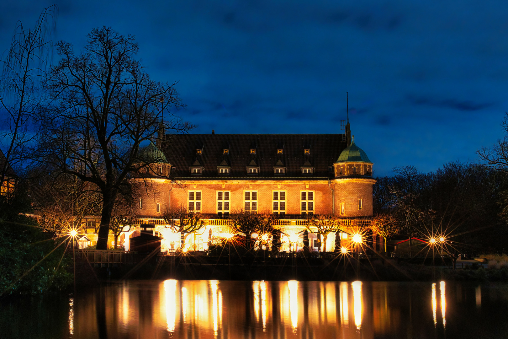 Schloss Wittringen in Gladbeck am Abend