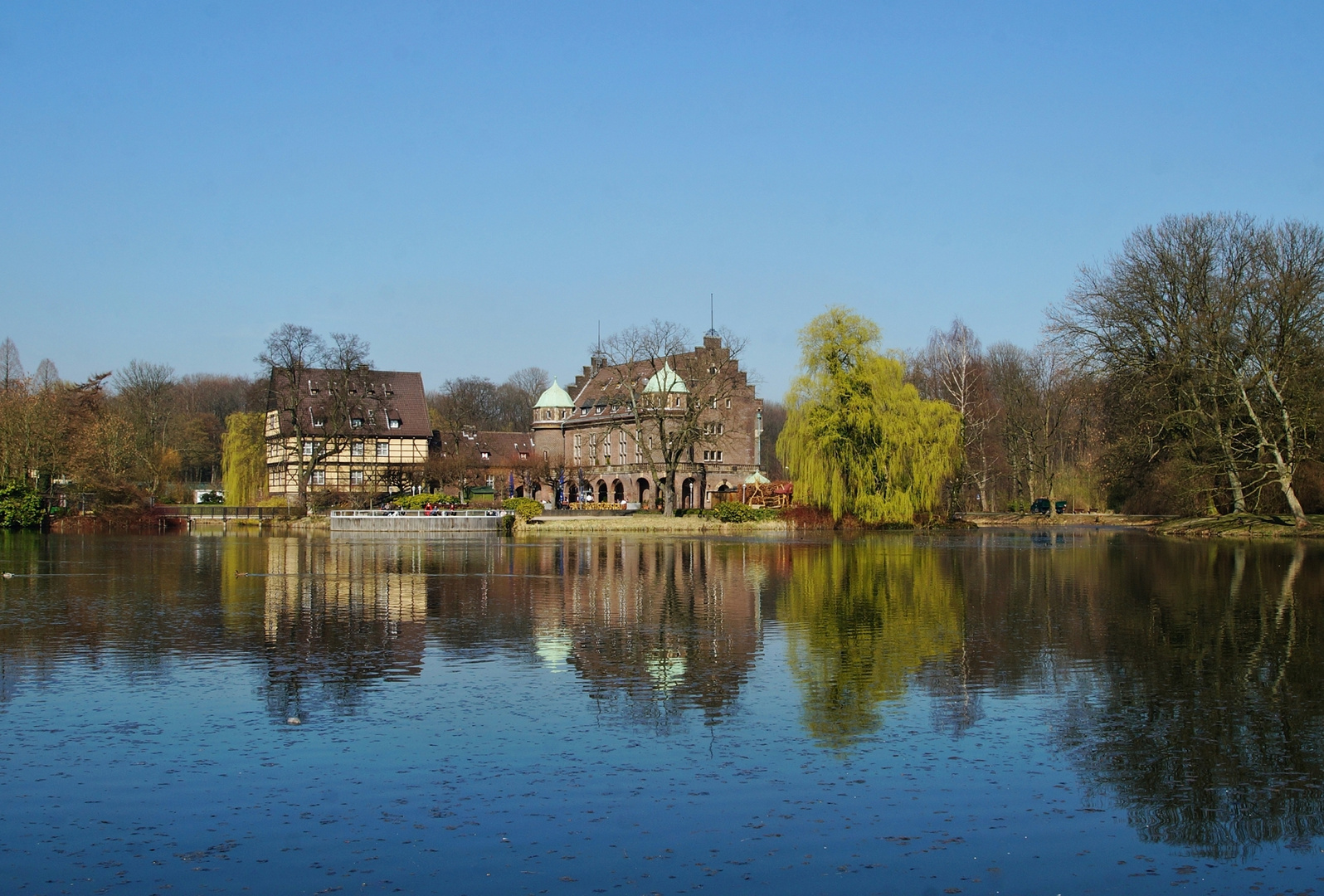 Schloss Wittringen von Süden.