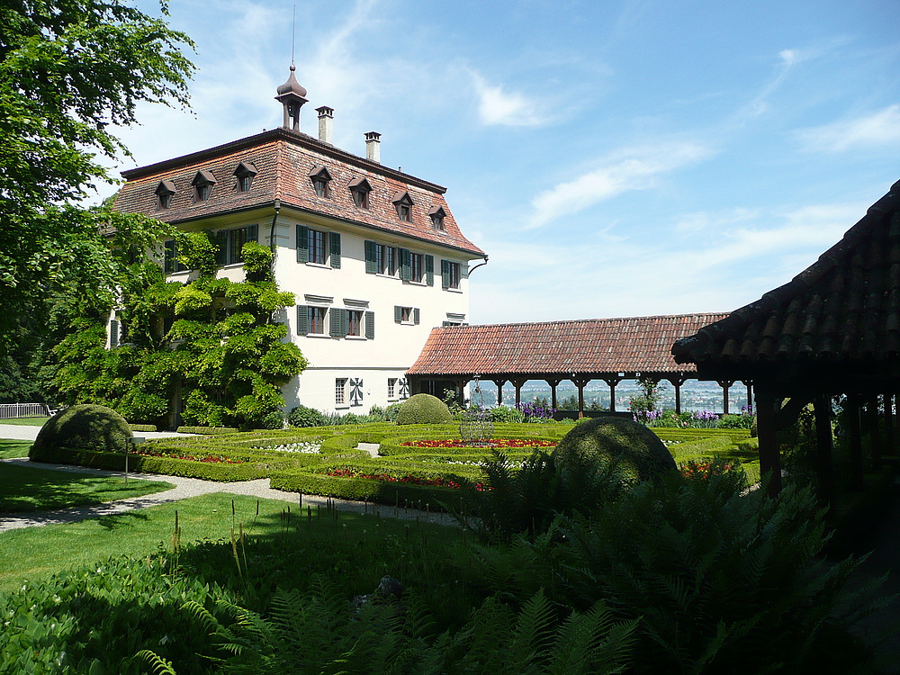 Schloss Wolfsberg oberhalb Ermatingen / CH