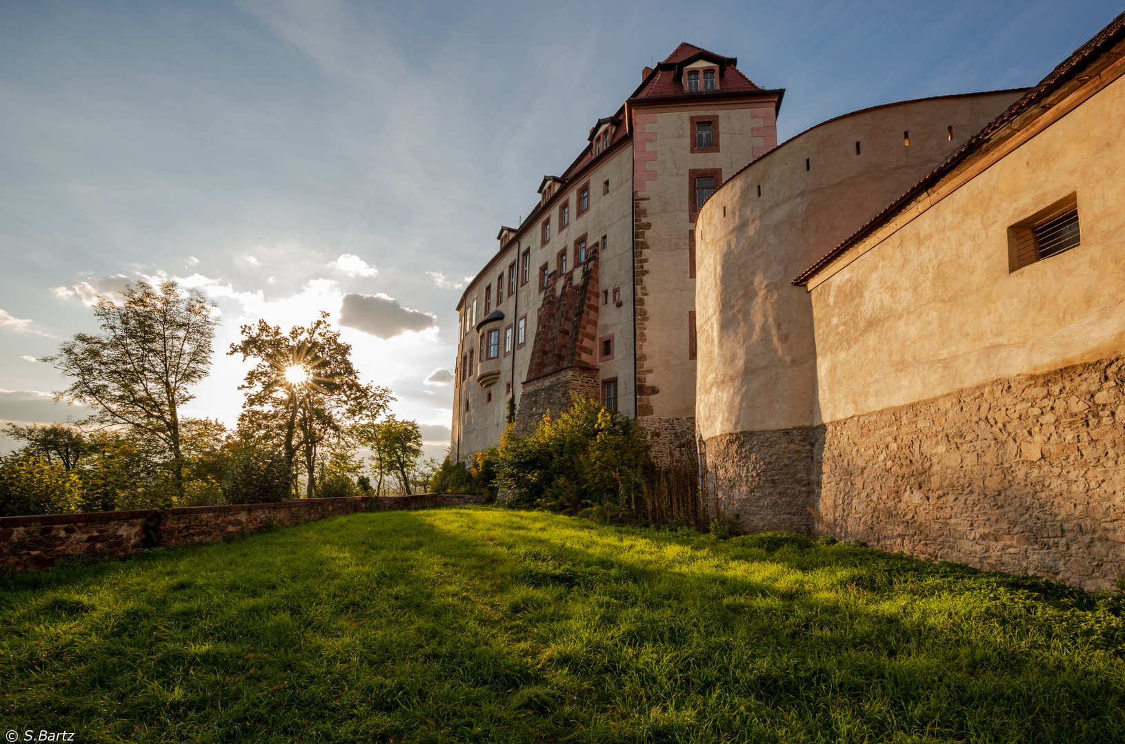 Schloss Wolkenburg in der Abendsonne  (4)