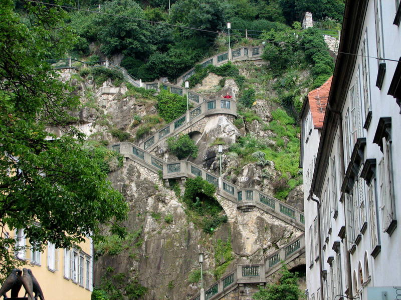 Schlossbergplatz