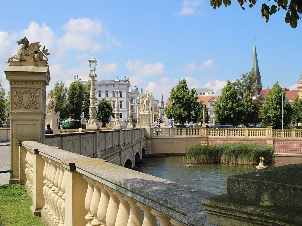 Schloßbrücke Foto & Bild architektur, straßen & brücken