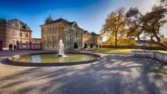 Schlossgarten bei Herbstsonne