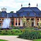 Schlossgarten mit Springbrunnen (2)