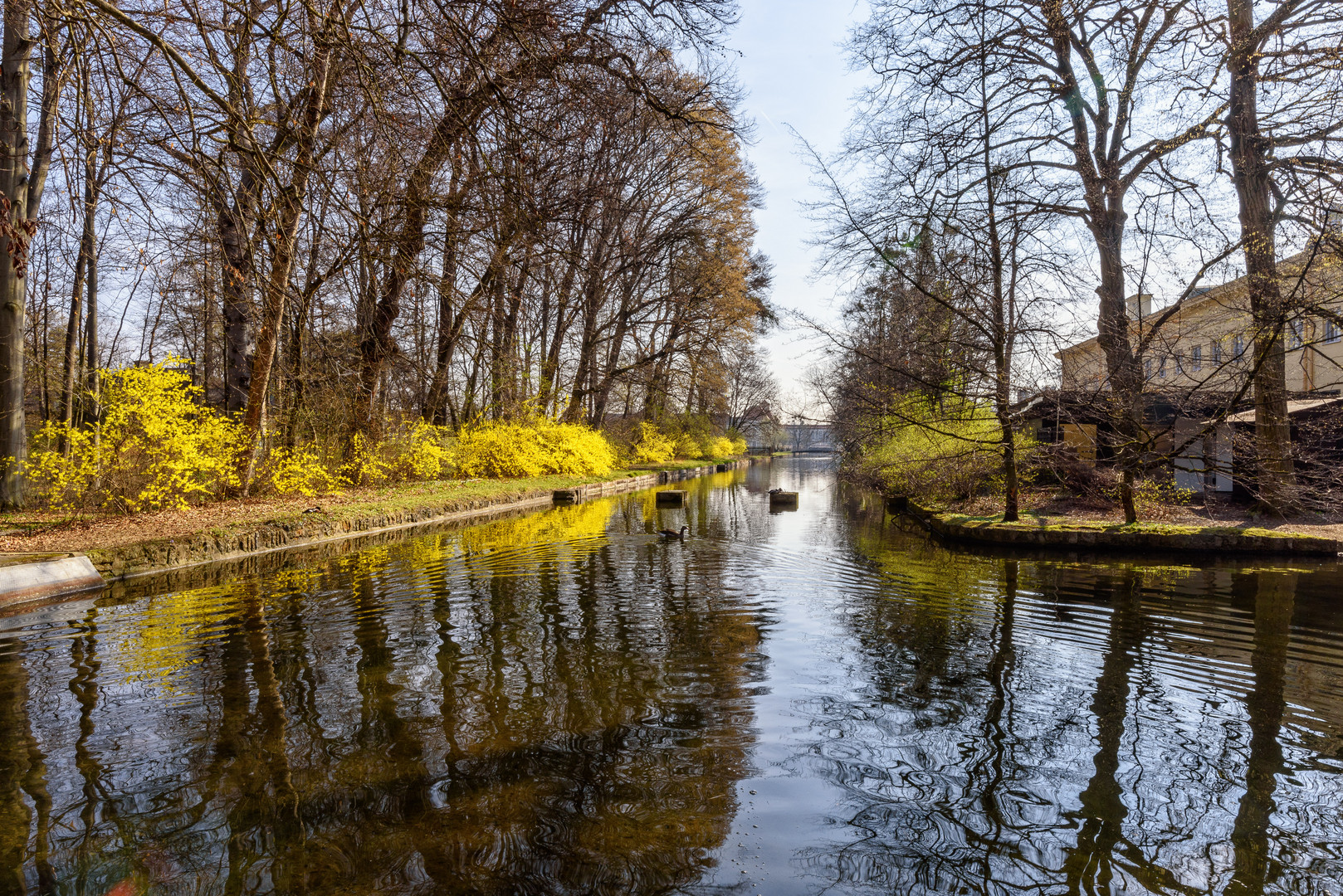 Schloßgartenkanal - Schlossanlage Nymphenburg - München 