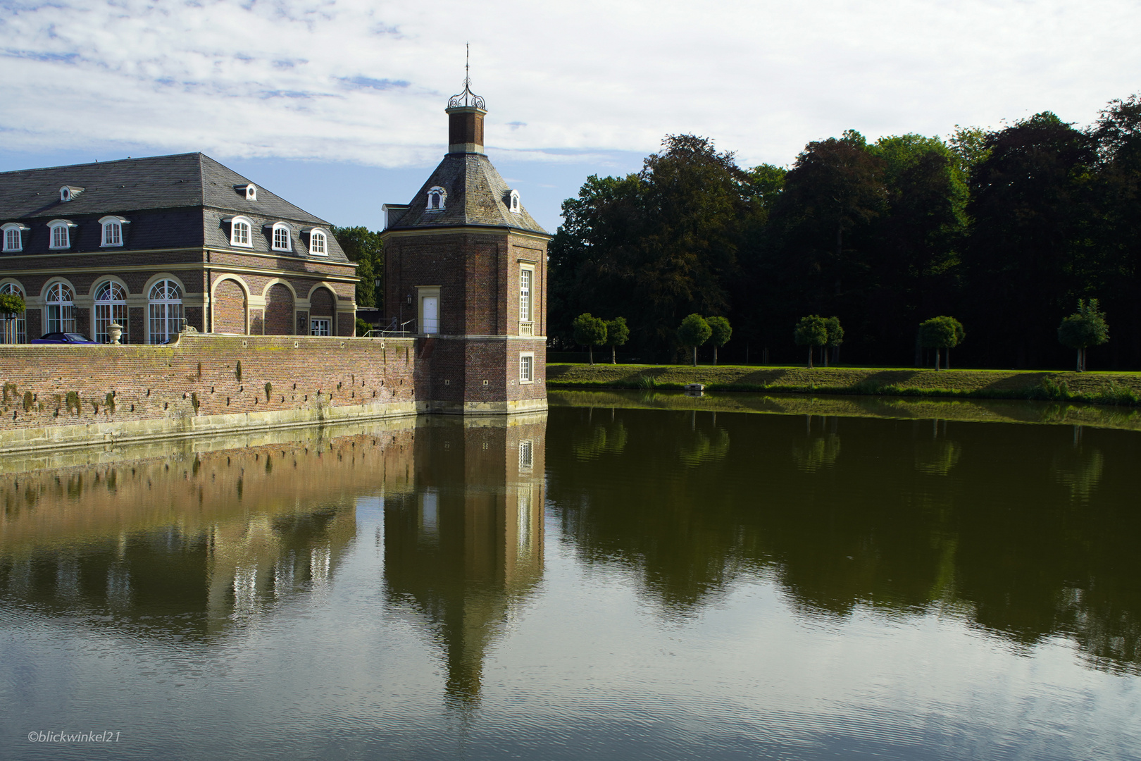 Schlossgraben-Spiegel-Mittwoch