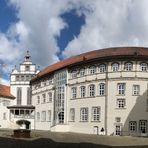 Schlosshof Pano  - Sonne -