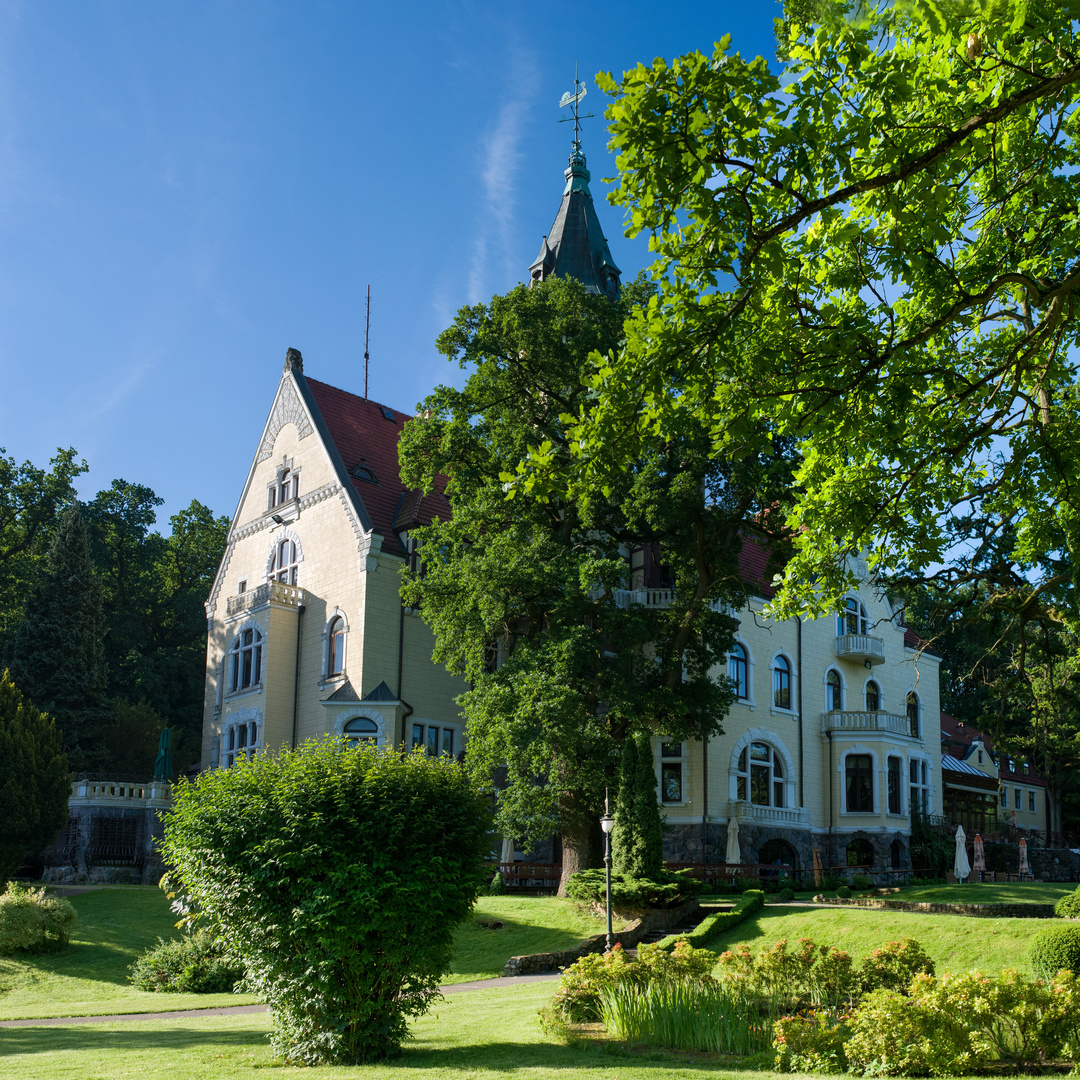 Schlosshotel Bursztynowy Palac „Bernsteinpalast“