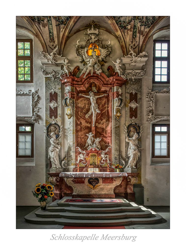 Schloßkapelle-Meersburg " Blick zum Altar..."