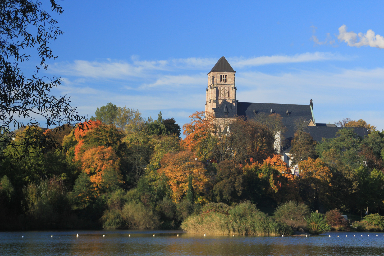 Schlosskirche Chemnitz im Herbst