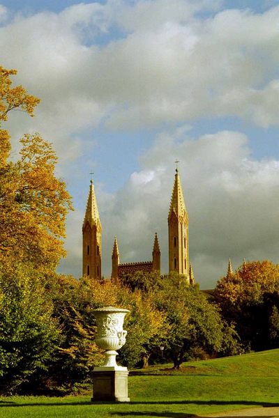 Schlosskirche Neustrelitz im Herbst#1