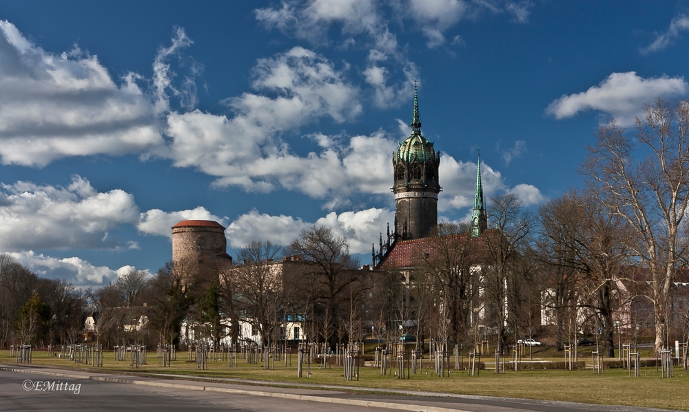 Schloßkirche und Luthergarten in Wittenberg