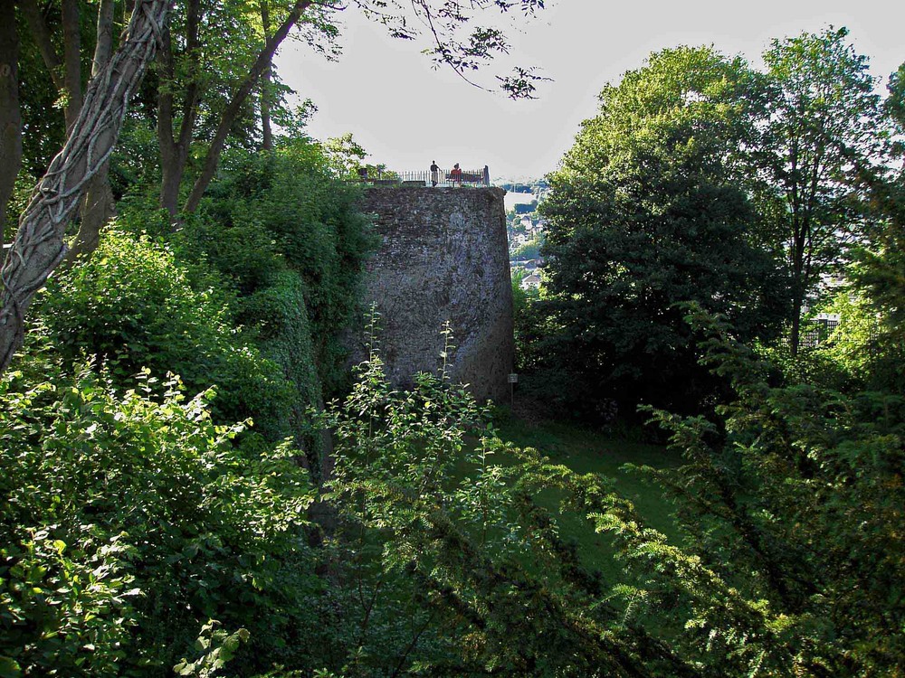 Schlossmauer vom oberen Schloss in Siegen