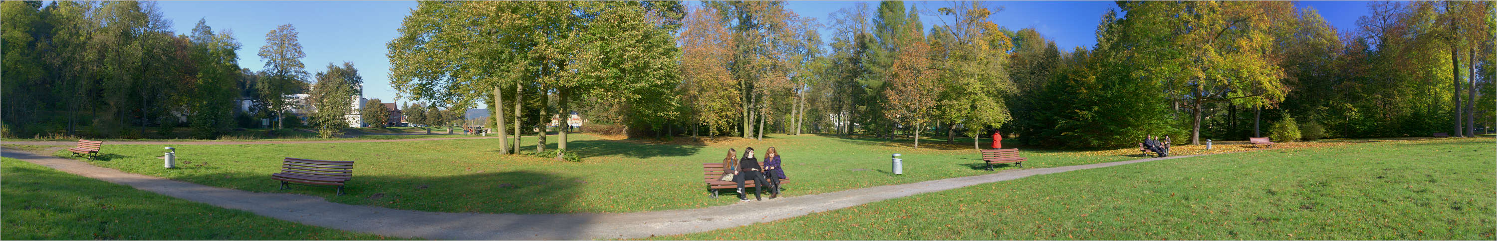 Schlosspark im Herbst