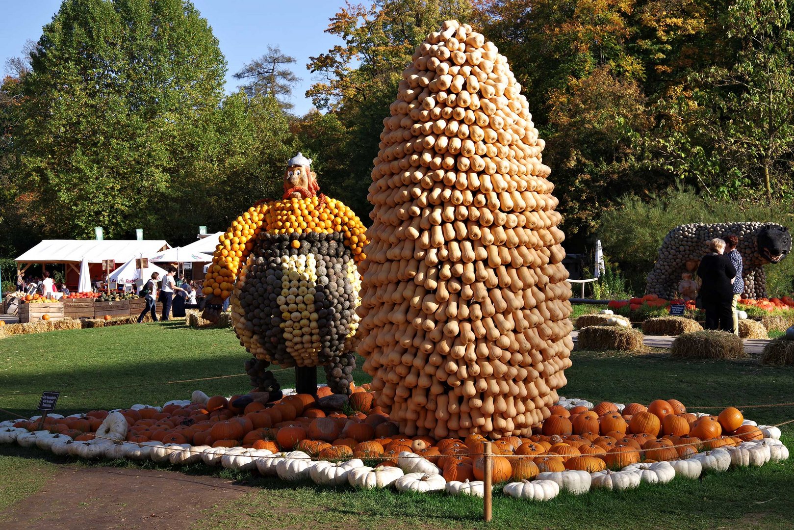 Schlosspark - Kübisausstellung