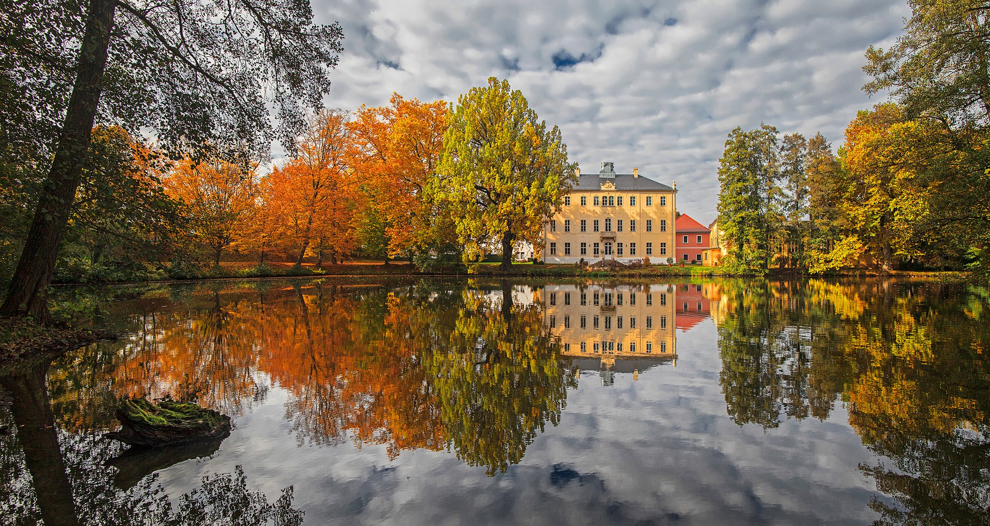 Schlosspark Lauterbach im Herbst