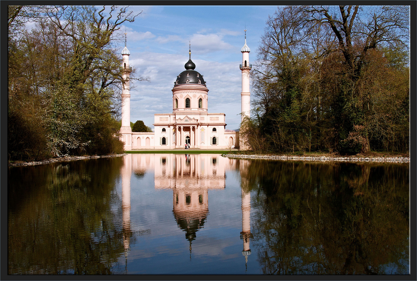 SCHLOSSPARK SCHWETZINGEN