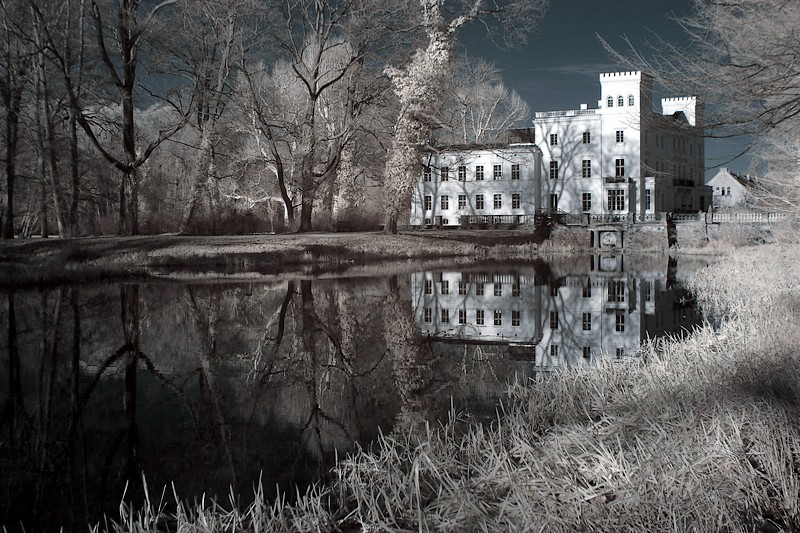 Schlosspark Steinhöfel (Brandenburg) als Infrarot (IR)