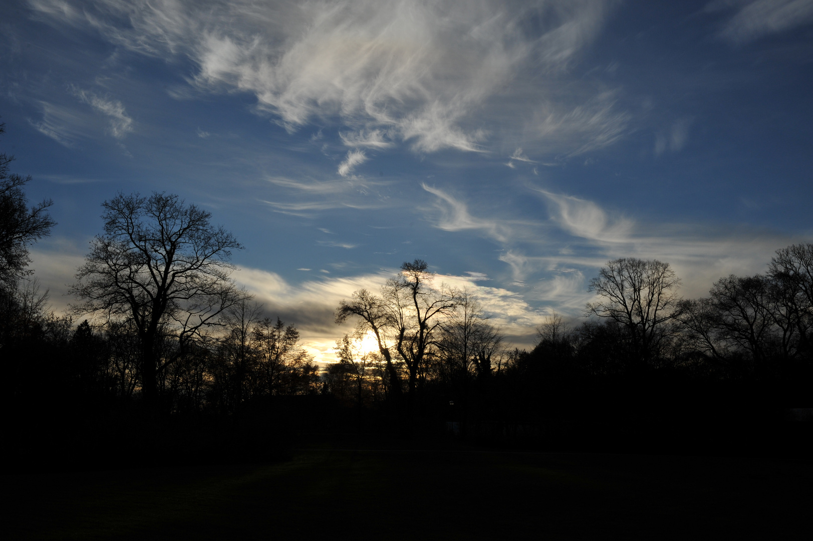 Schlosspark_Oberschleissheim_an_einem_schoenen_warmen_Sonntag_06