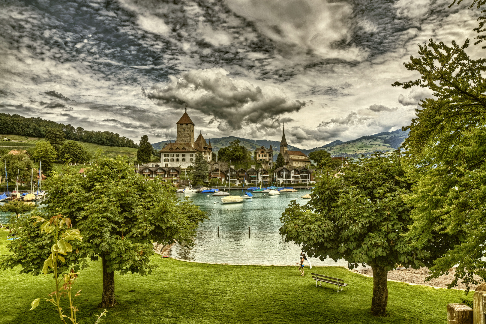 Schlosspintli Thuner See 