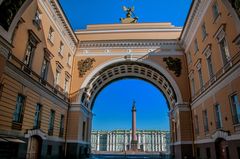 Schlossplatz mit Winterpalast