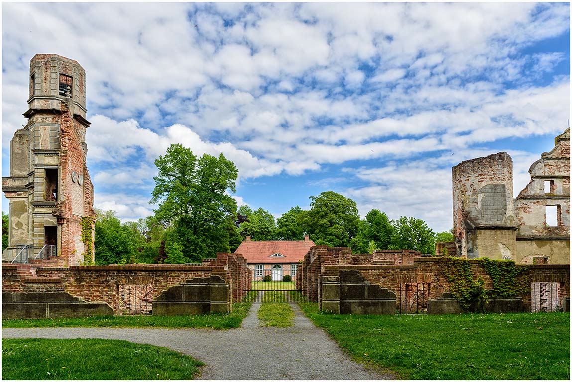 Schlossruine Pansevitz #2