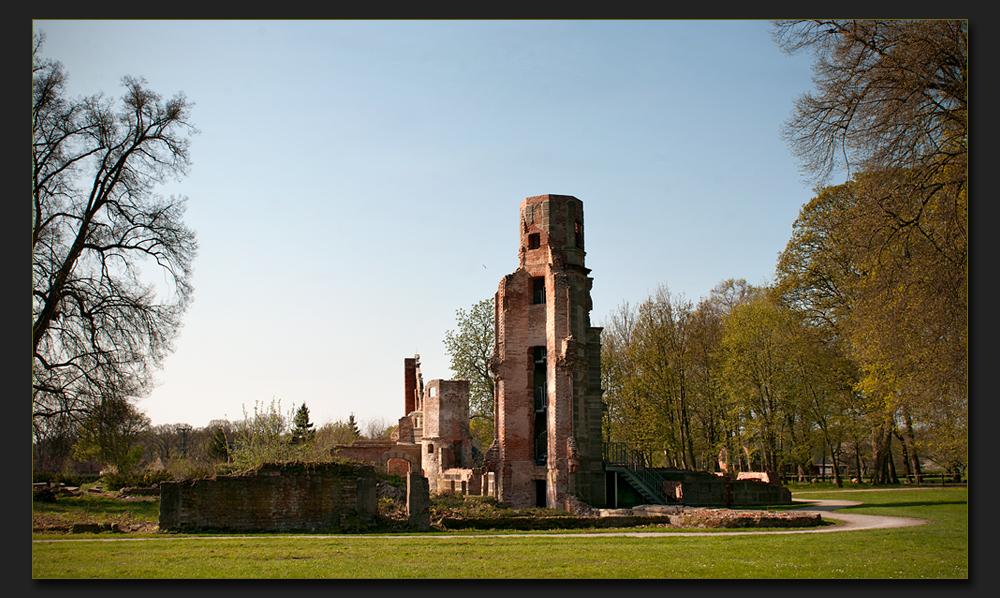 Schlossrunine Pansevitz - Rügen