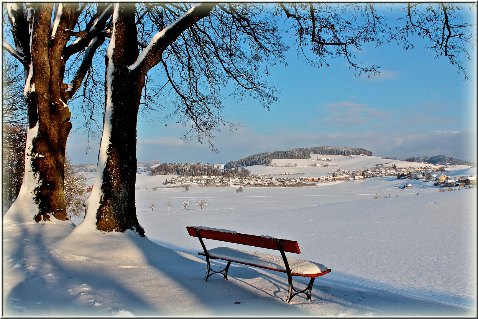 Schlosswil mit Grosshöchstetten im Hintergrund