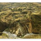 Schlucht des Colca-Flusses in Süd-Peru