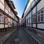 schmale Gasse in Wernigerode ( Harz ) I