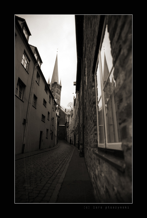 schmale Gassen...große Kirchen