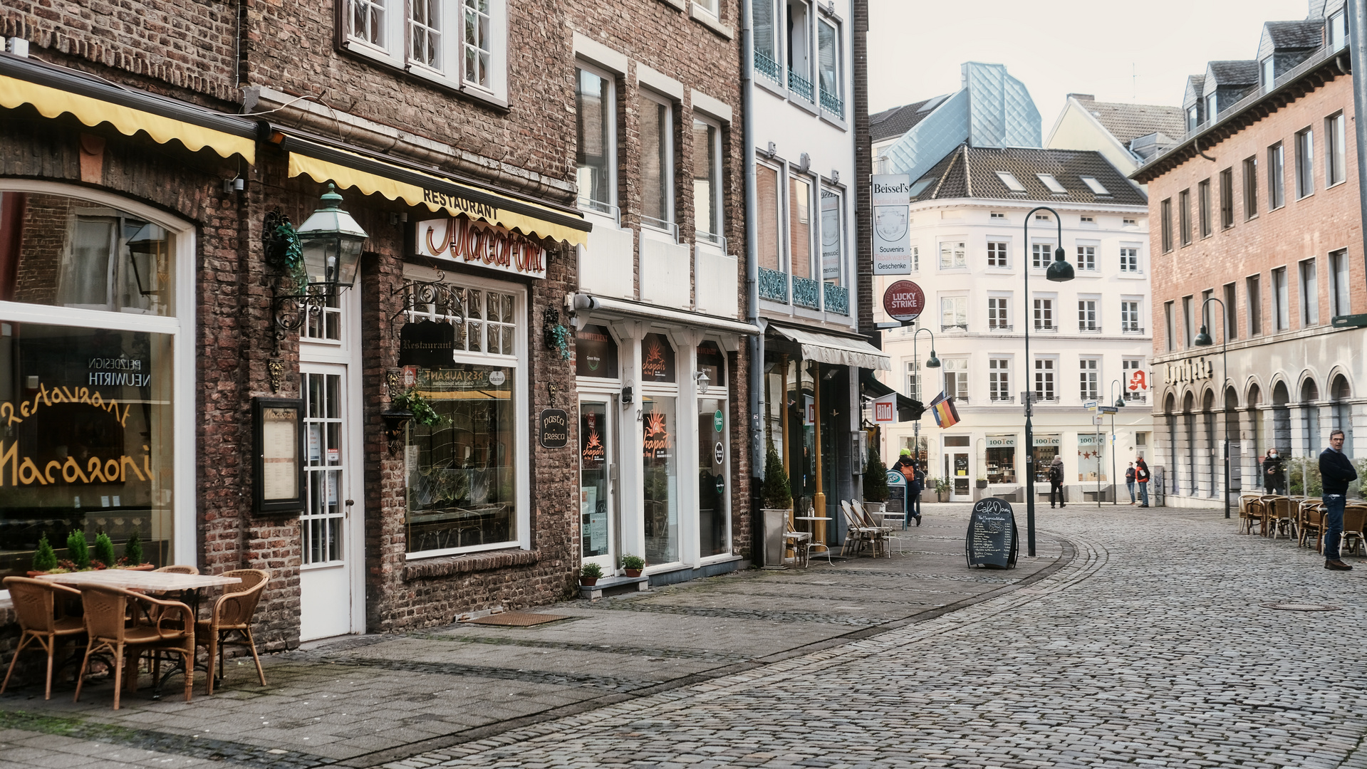 Schmiedstraße Altstadt Aachen direkt am Dom