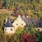 Schmölzer Schloß im Herbst