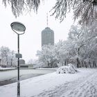 Schnee am Hotelturm