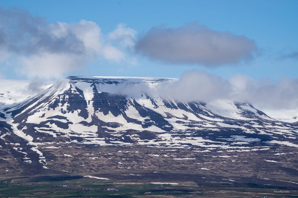 Schnee auf dem Berg