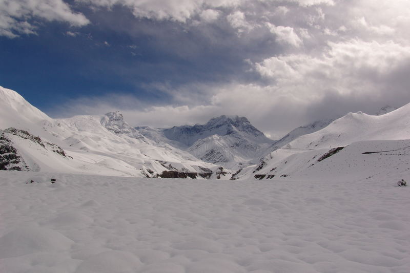 Schnee auf dem Weg nach Muktinath, Annapurna-Massiv, Mustang-Nepal