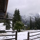 Schnee auf der Alm