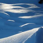 schnee-blau