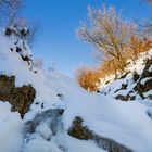 Schnee, Eis und blauer Himmel